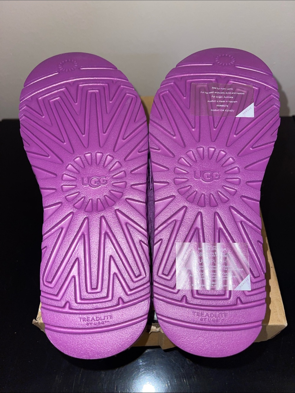 🗣️BRAND NEW! NEVER WORN! Women’s UGG Bright Purple Sherpa Slide w/Branded Buckle - Picture 6 of 6